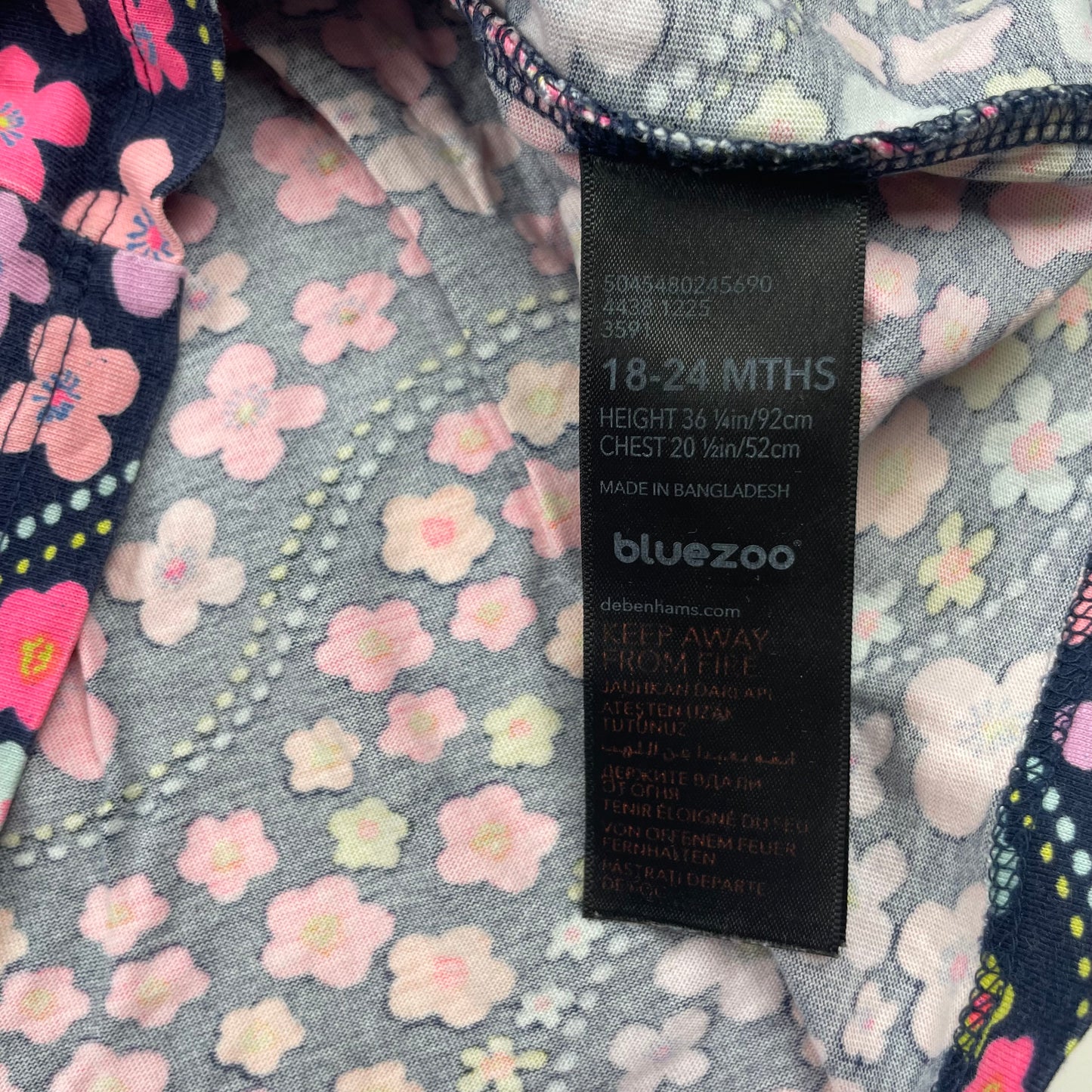 Mehrfarbiges Baumwoll-Kleid mit Blumenmuster und kurzen Ärmeln – label