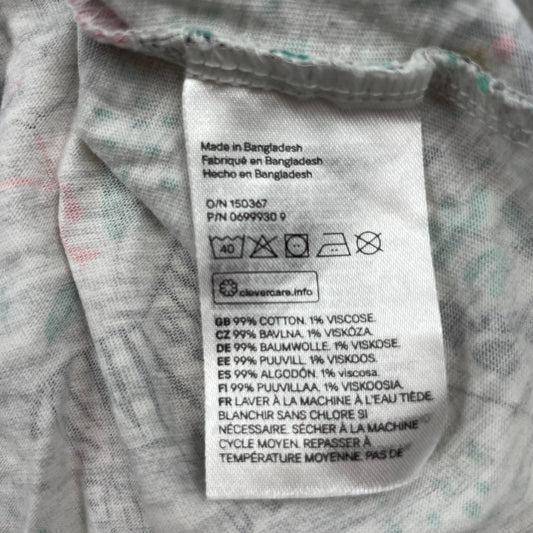Graues Kinderkleid mit Tiermuster, Größe 4-6 Monate – label