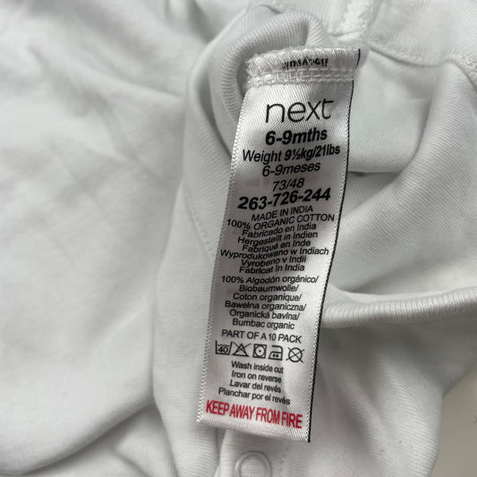 Weißer Babybody aus Bio-Baumwolle von Next, Größe 6-9 Monate – label