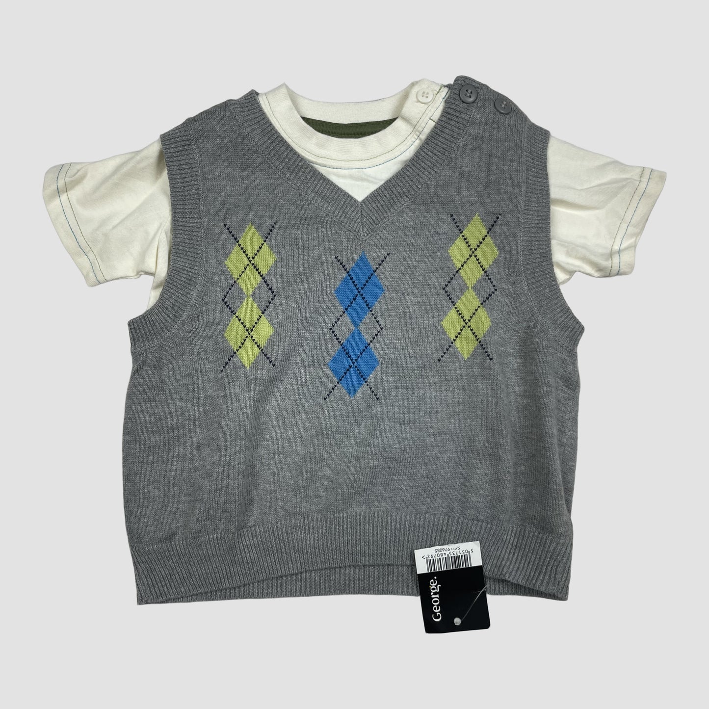 Grauer Pullunder mit Rautenmuster über cremefarbenem T-Shirt, George, Größe 3–6 Monate