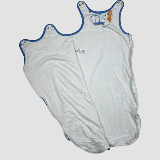 Babyschlafsack von George, weiß mit buntem Auto-Print, 0–6 Monate 2