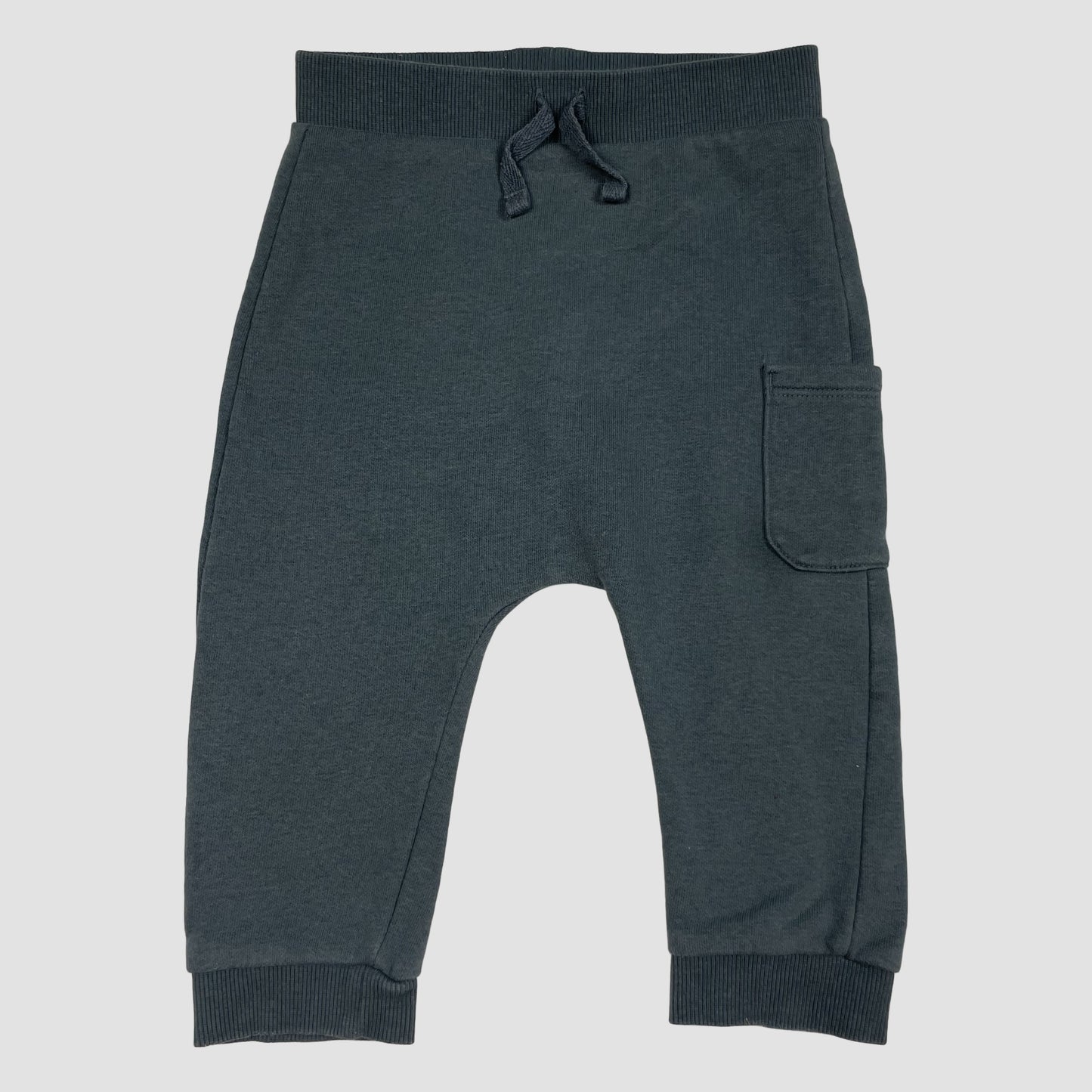 Dunkelgraue Baby-Sweathose mit Kordelzug und Cargo-Tasche, Größe 9–12 Monate