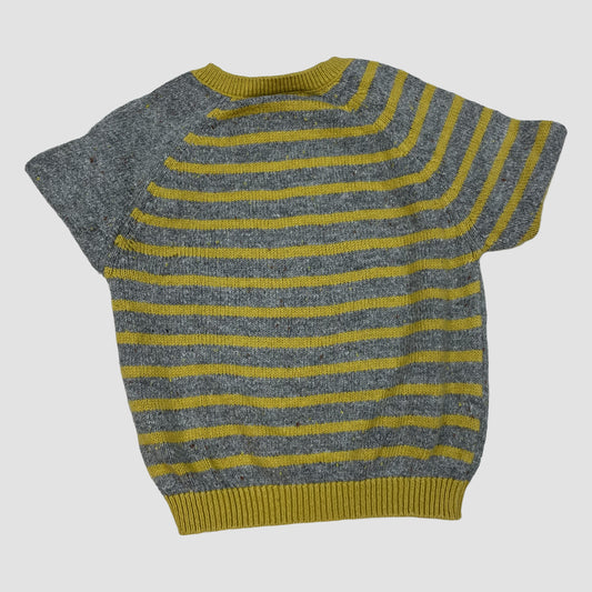 Grauer Baby-Strickpullover mit gelbem Stern und Streifen, Größe 6–9 Monate – back