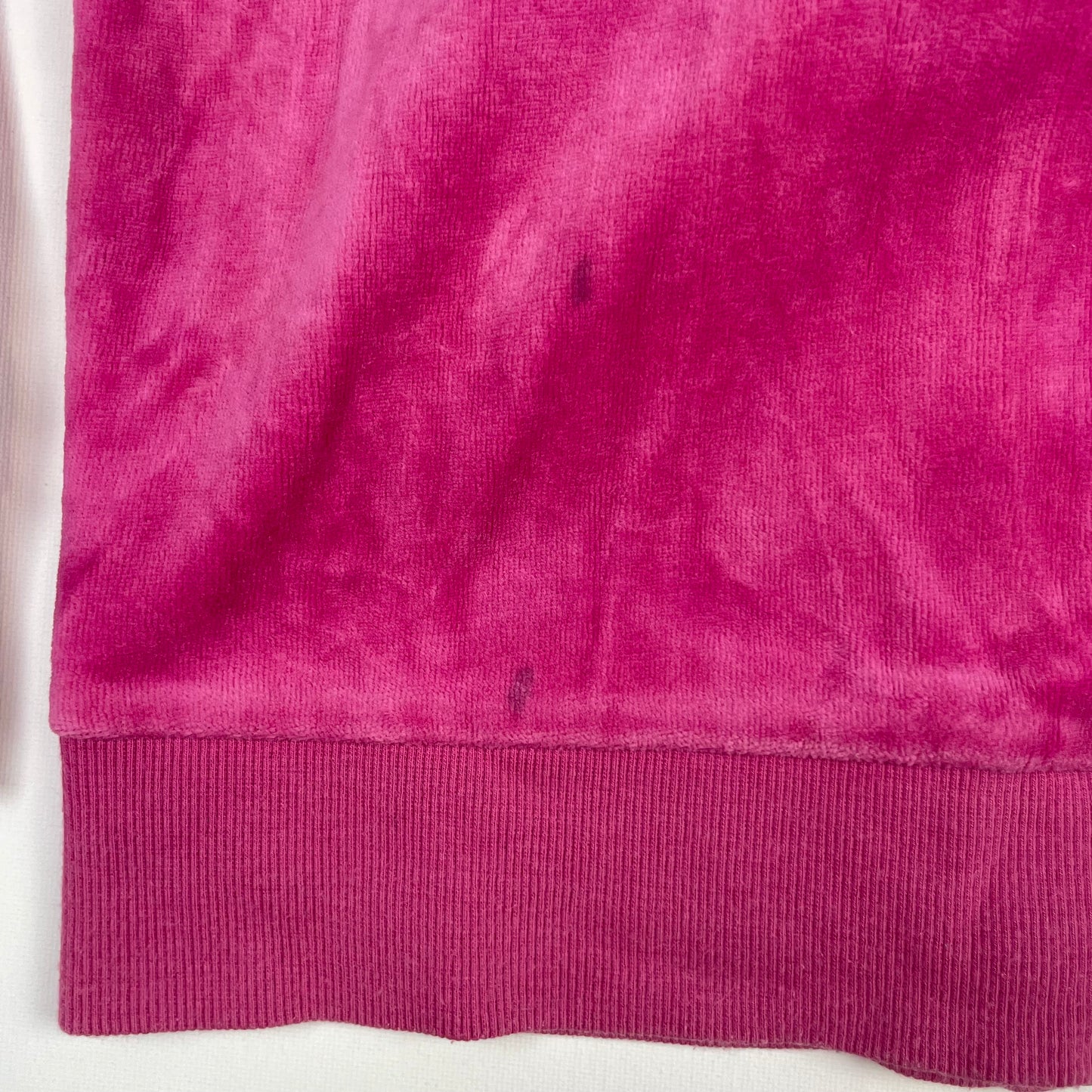 Rosa Samt-Kapuzensweatshirt mit Reißverschluss und elastischen Bündchen