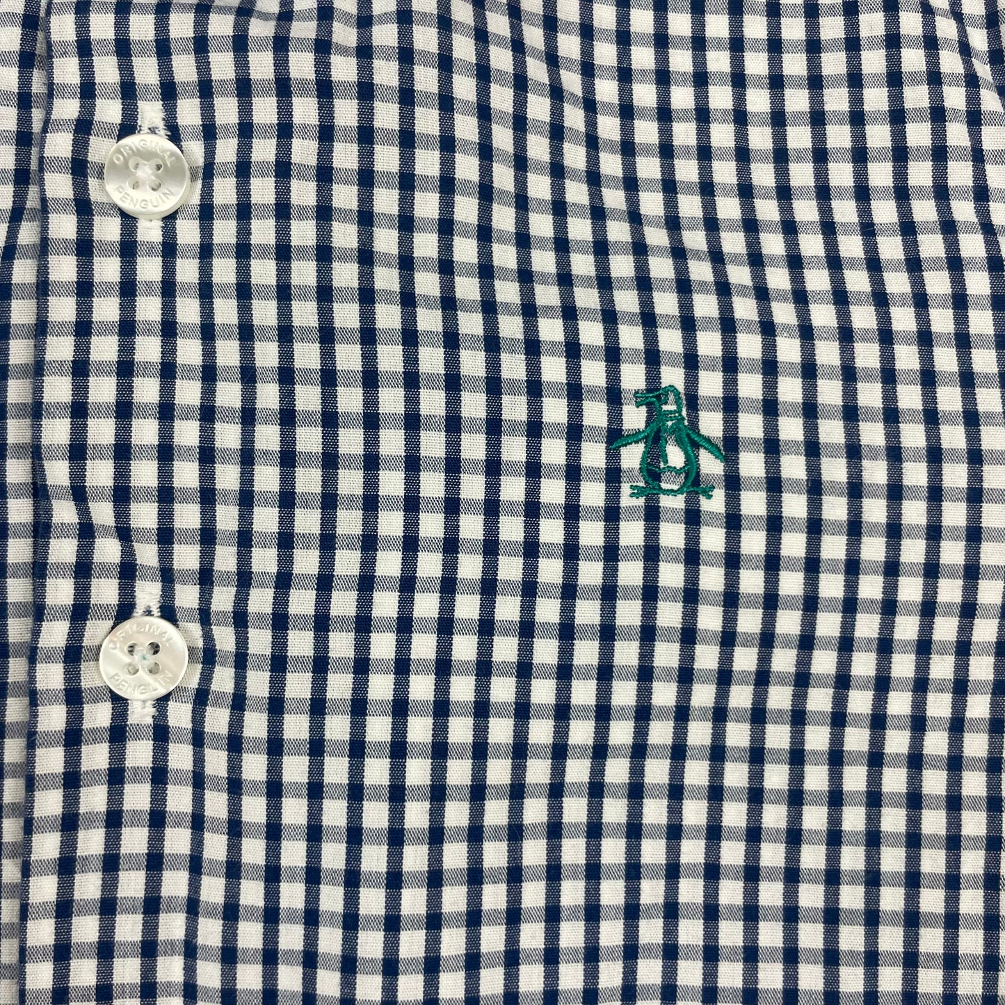 Blau-weiße kariertes Hemd aus Baumwolle und Polyester mit Knöpfen, Größe S – detail