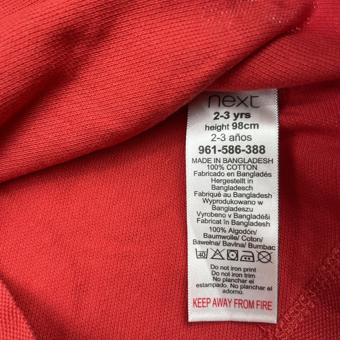 Rotes Baumwoll-Hemd mit Auto-Stickerei und langen Ärmeln – label