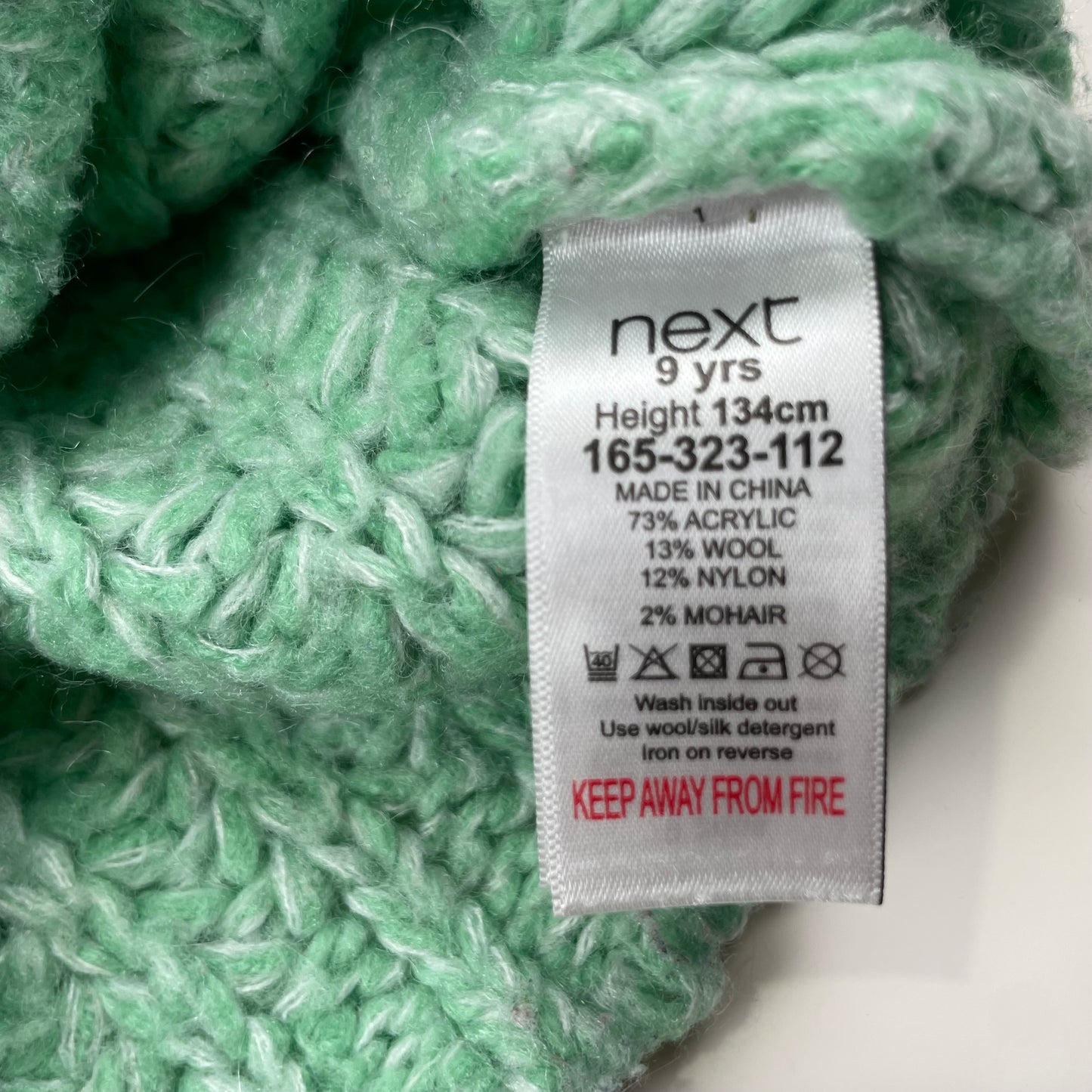 Grüner Strickpullover für Kinder im Alter von 9 Jahren mit Raglanärmeln – label