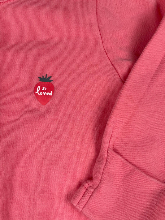 Rosa Baby-Schlafanzug mit Füßchen von George, Größe 6–9 Monate, 100% Baumwolle. – detail