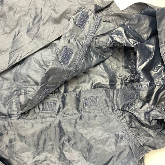 Blauer Nylon-Regenponcho mit Kapuze für Kinder – detail