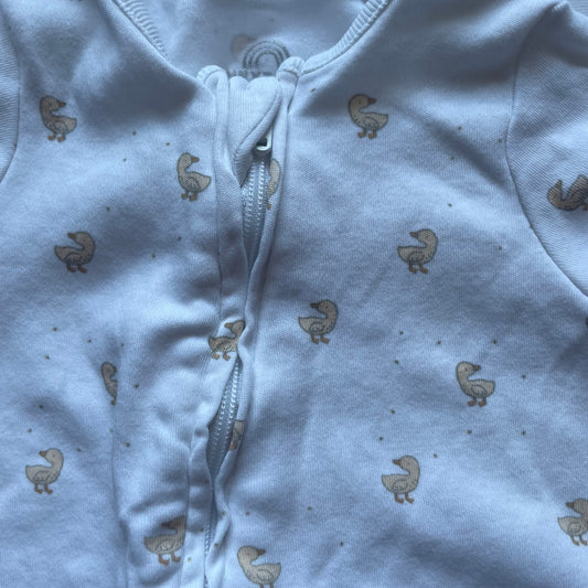 Weißer Baumwoll-Body mit Tiermuster – detail