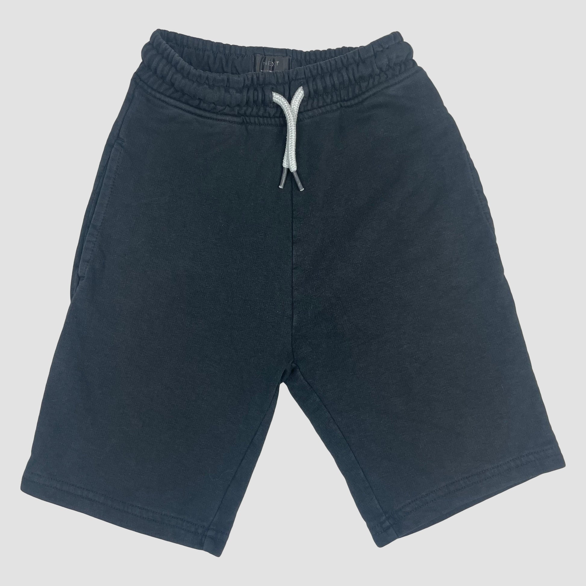 Dunkelgraue Sweatshorts von Next, Größe 9 Jahre – front