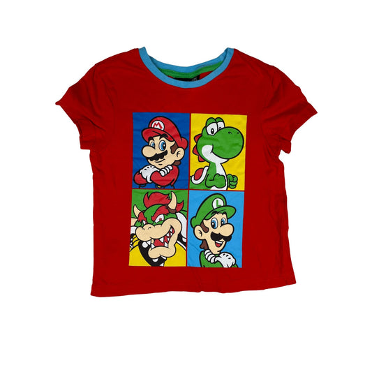 Rotes T-Shirt mit Charakteren