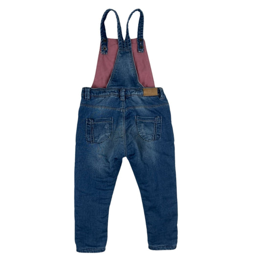 Warme Latzhose aus Jeansstoff