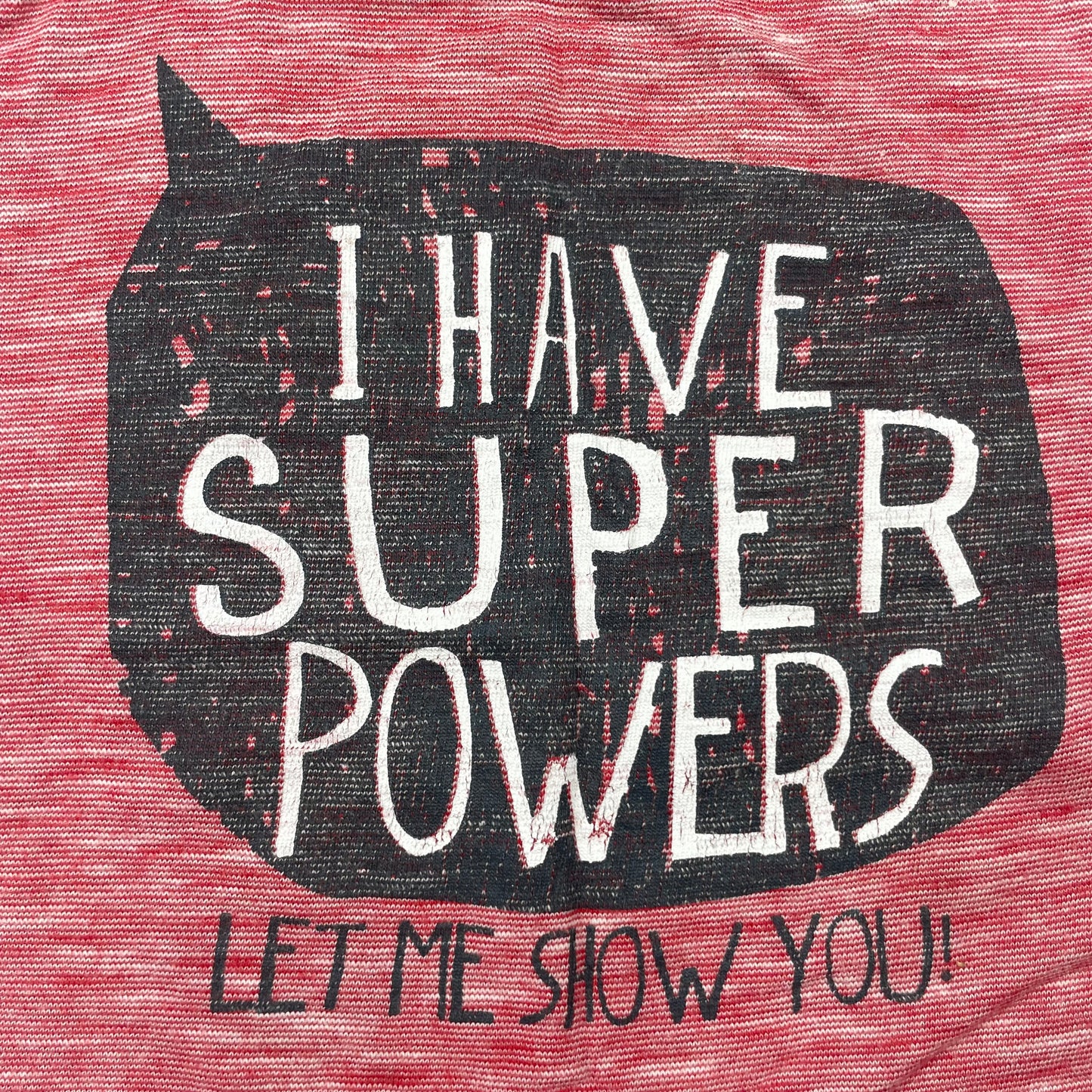 Rotes T-Shirt mit Superpower-Aufdruck für Kinder, Größe 18-24 Monate – detail