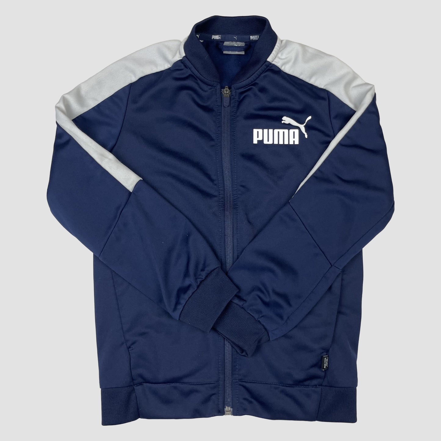 Puma Kinder Trainingsjacke navy mit hellgrauen Einsätzen, Größe 128 – detail