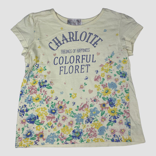 Gelbes Kinder-T-Shirt mit Blumenprint und Aufschrift „Charlotte Colorful Floret“, Größe 104. – front