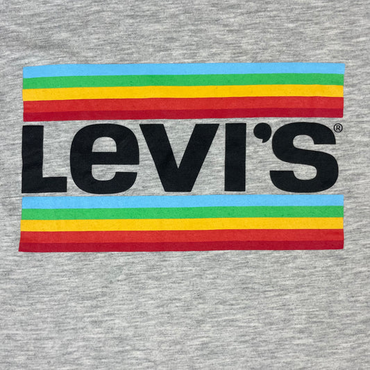 Graues Levi’s T‑Shirt mit buntem Logo-Print, Größe 152 – detail
