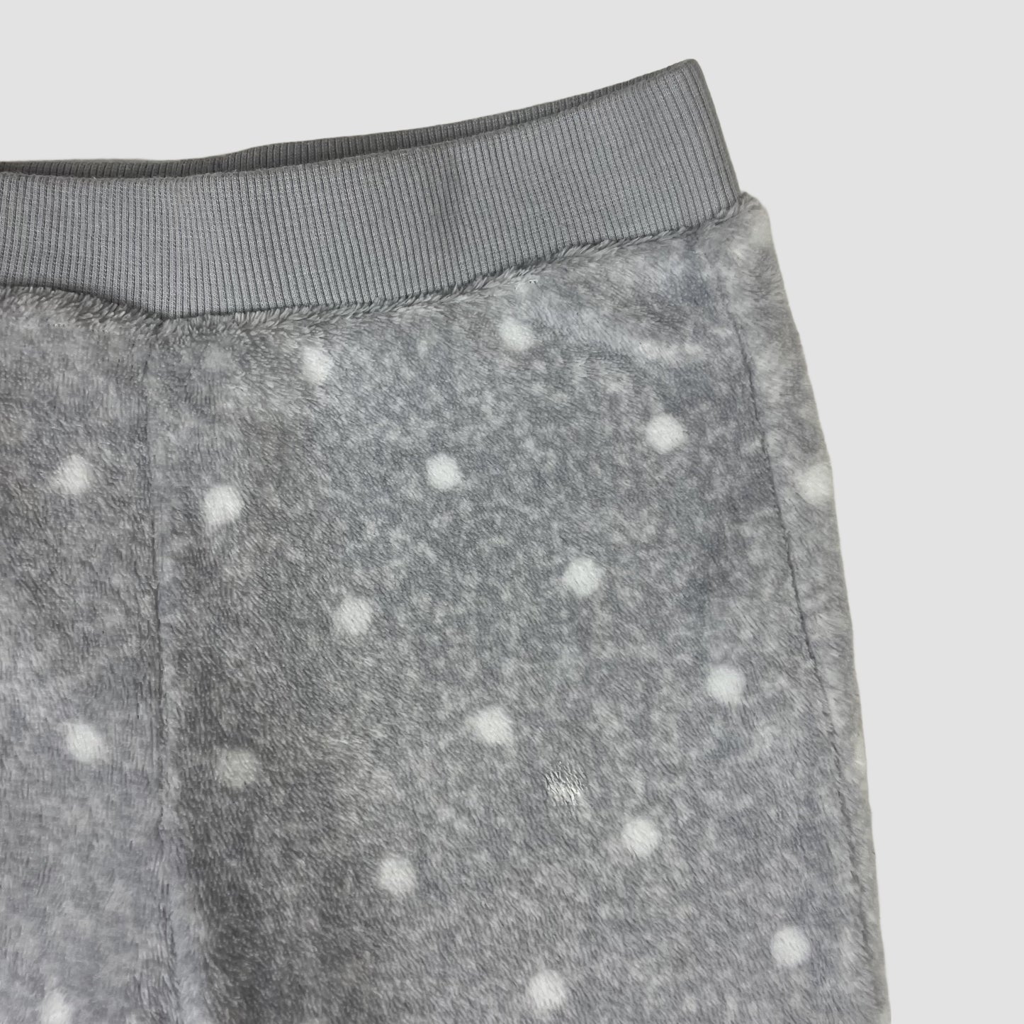 Graue Fleece-Hose mit weißen Punkten von F&F, Größe 3–4 Jahre – detail