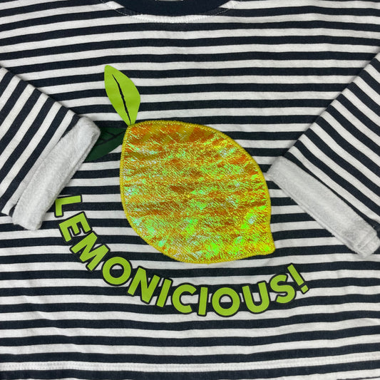 Dunkelblau-weiß gestreiftes Langarmshirt von M&Co mit Pailletten-Zitrone, Größe 104 – detail