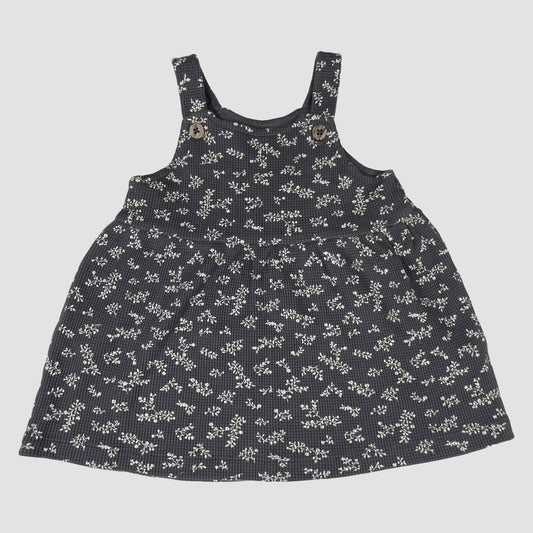 Graues Baby-Kleid von C&A mit weißem Blumenmuster und Trägern, Größe 68 – front