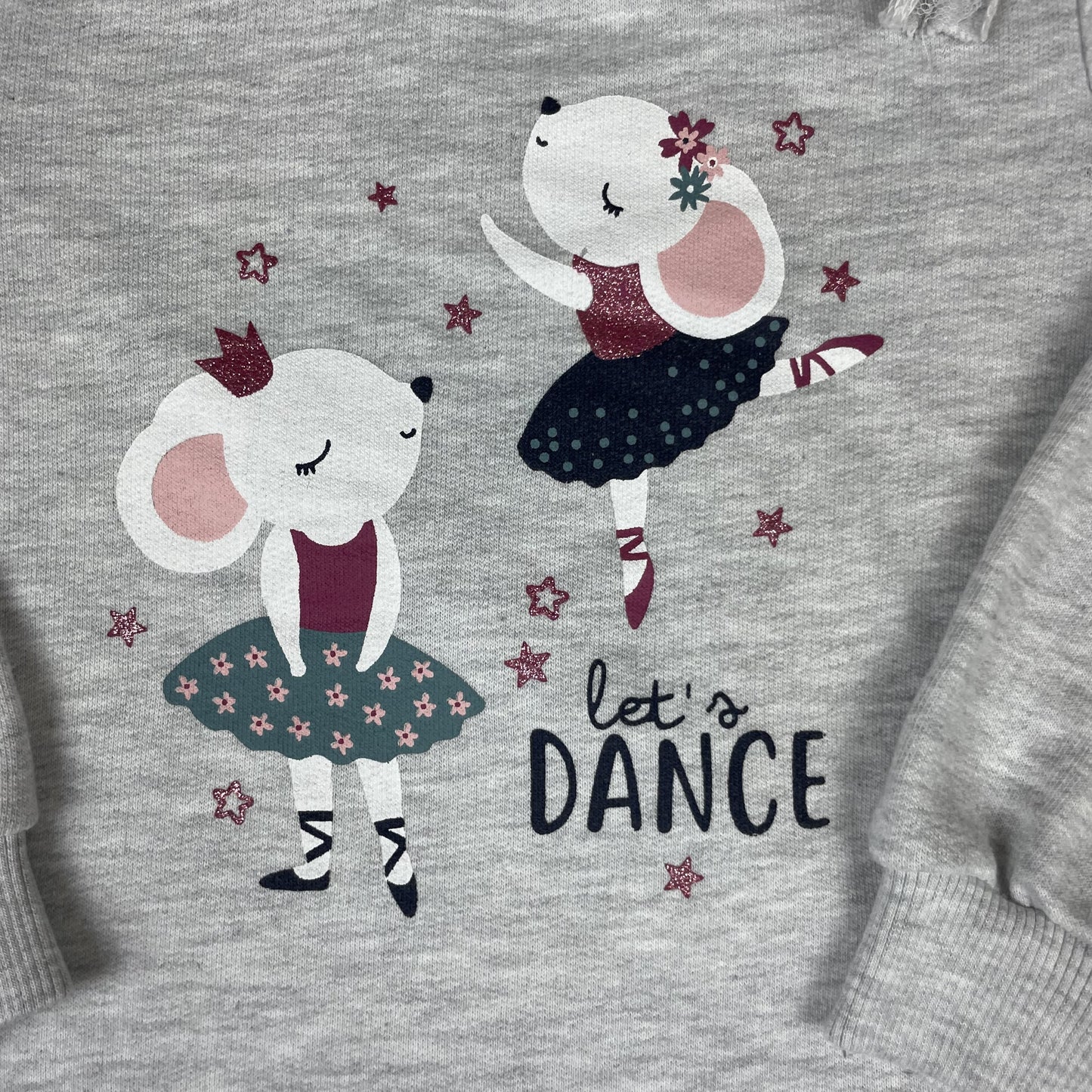 Grauer Kinder-Sweatshirt-Pullover von Kiki&Koko, Größe 98, mit tanzenden Mäusen und Sternen – detail