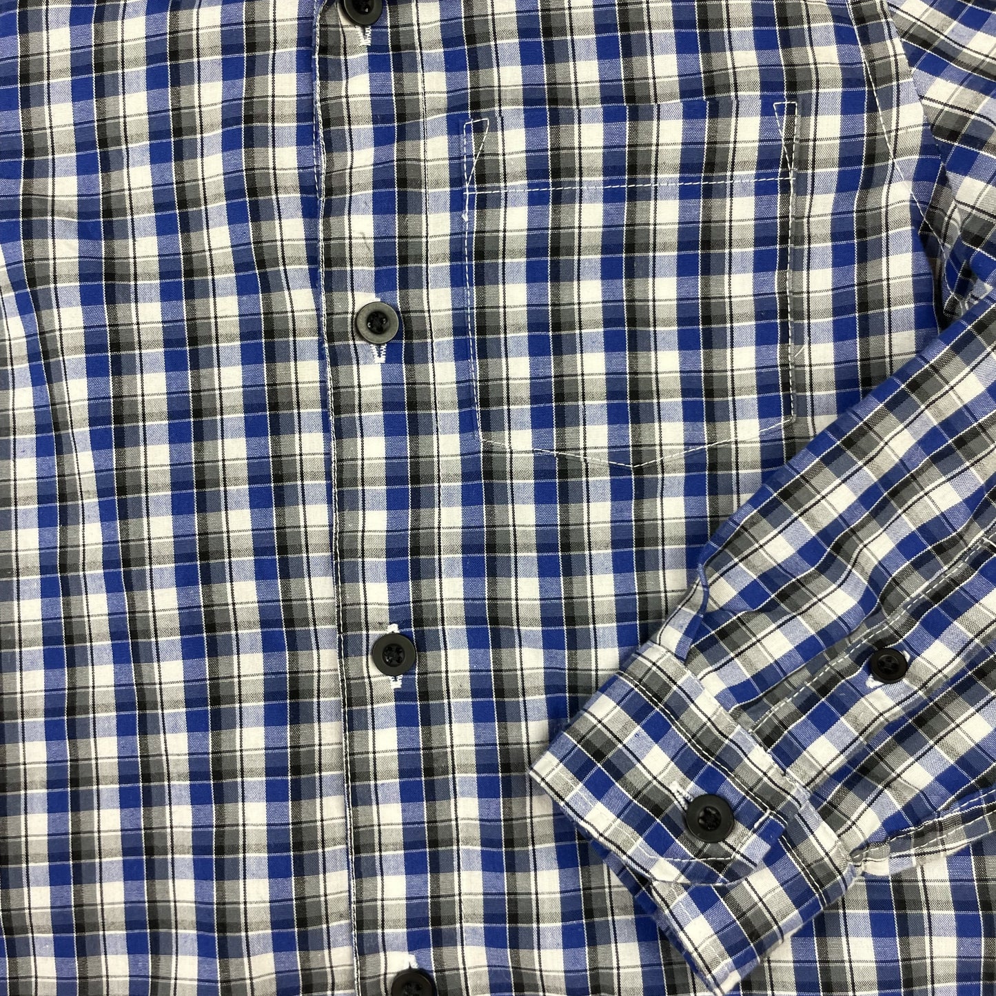 F&F kariertes Jungenhemd blau/weiß, Gr. 116 (5–6 Jahre) – detail