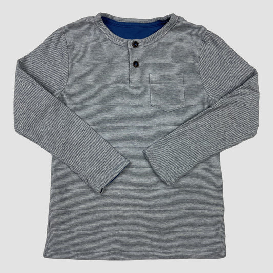 Graues gestreiftes Langarm-Henleyshirt von M&S, Größe 110 (4–5 Jahre) – front