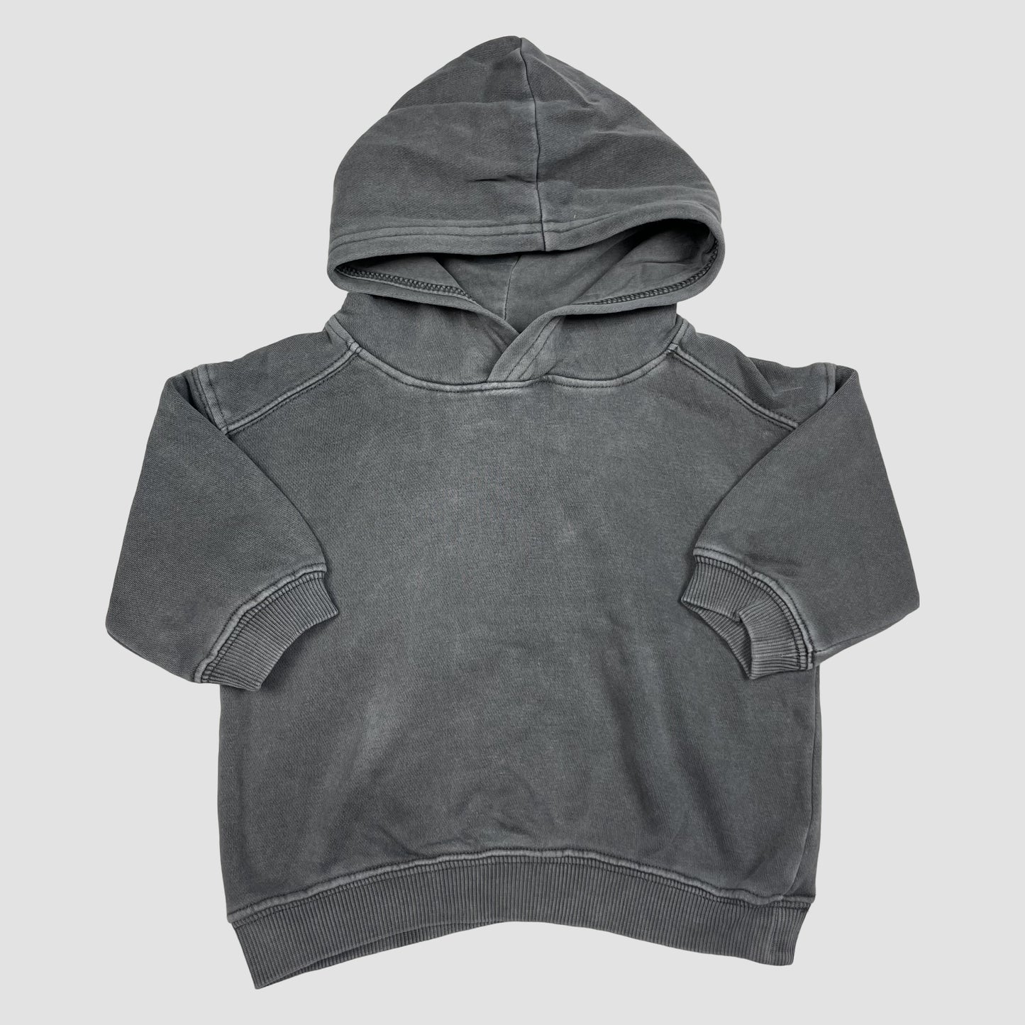 Grauer H&M Kapuzenpullover, Größe 74 (6–9 Monate), Baumwollmix mit Rippbündchen – front