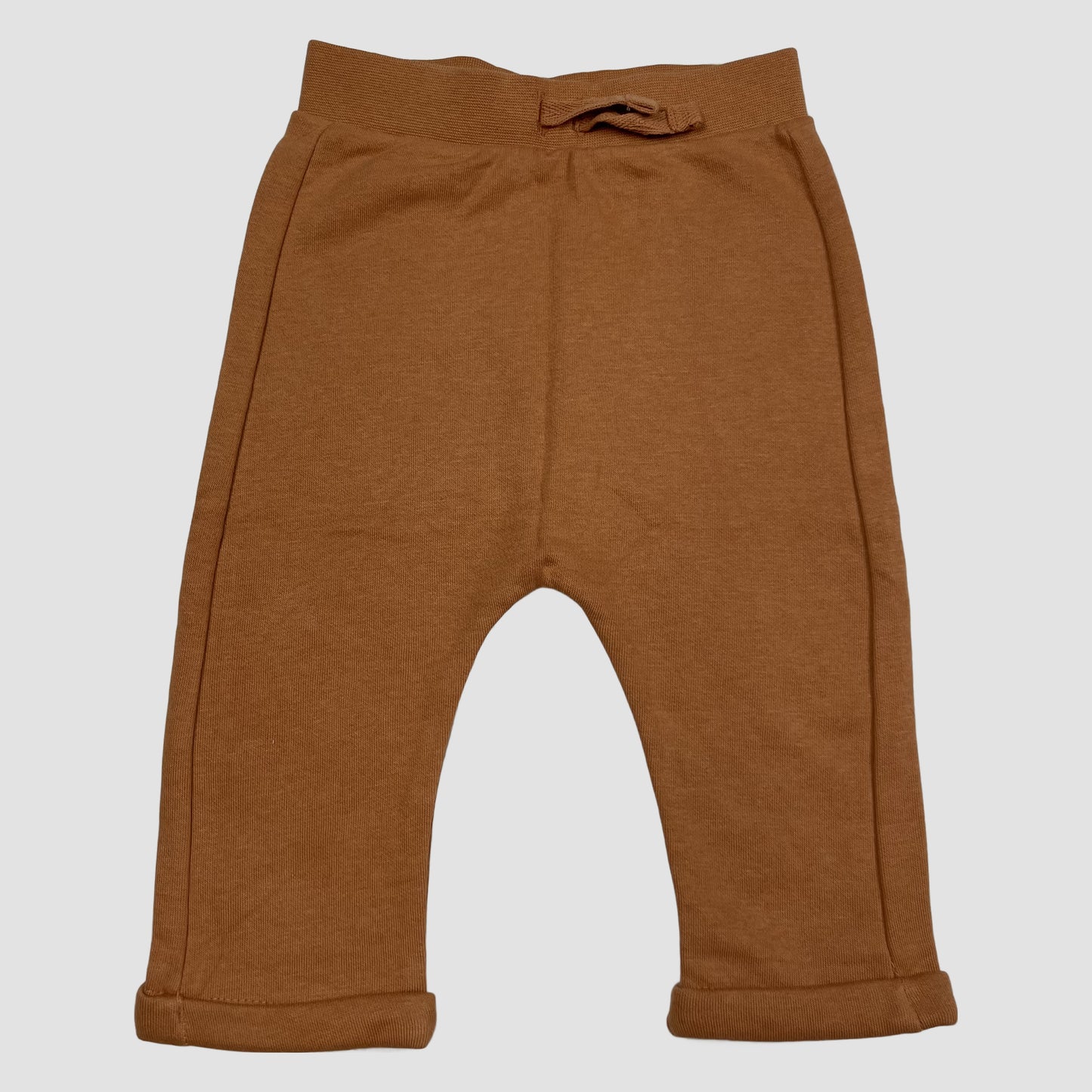 Braune Baby-Sweathose von Tu, Größe 6–9 Monate