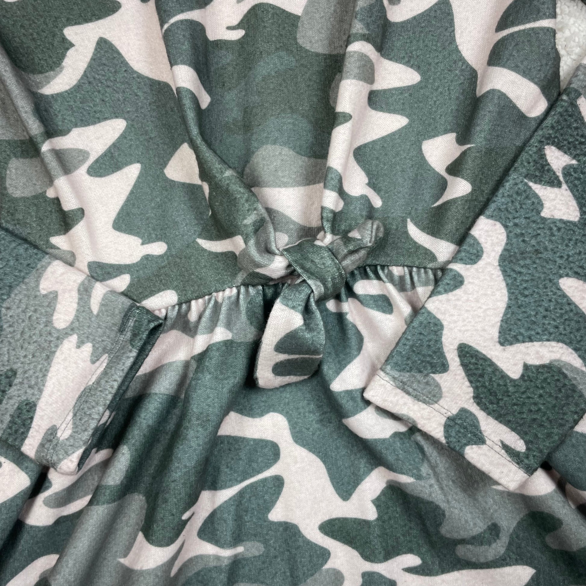 Matalan Camouflage Kleid, langarm, 11 Jahre – detail