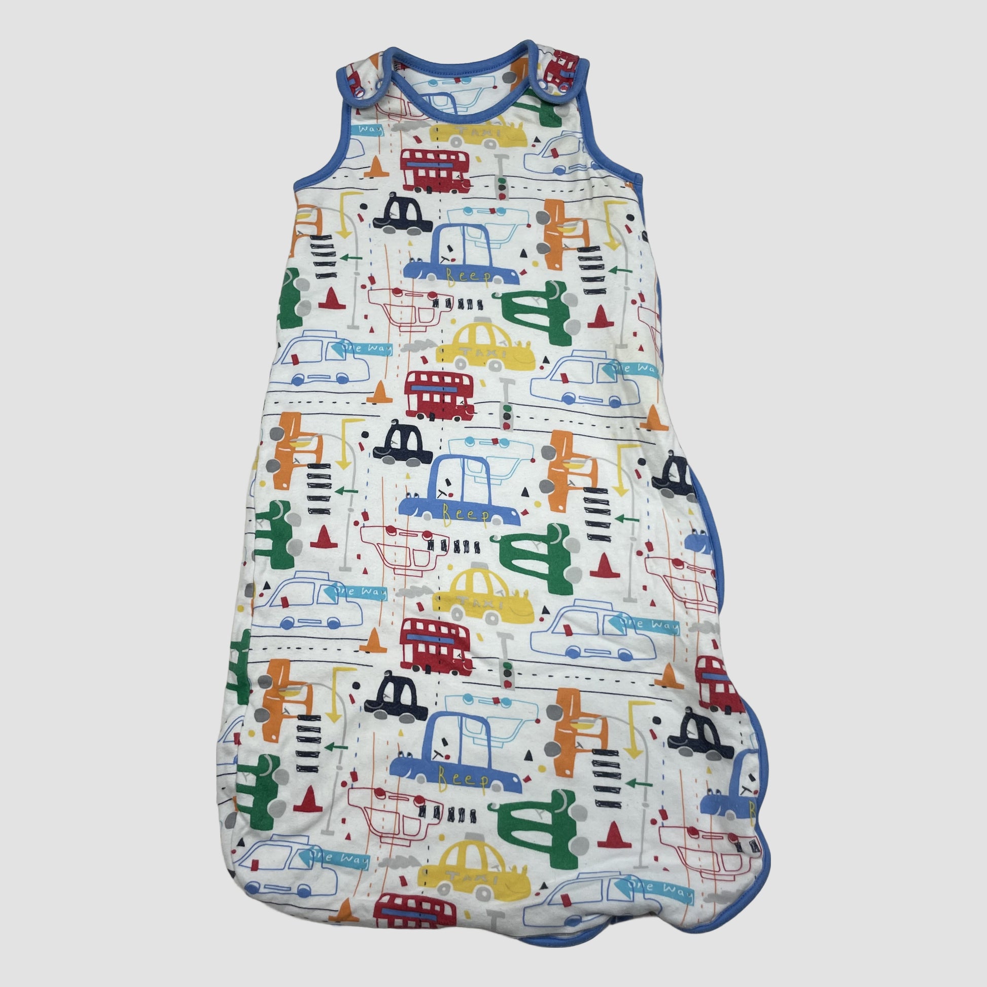 Babyschlafsack von George, weiß mit buntem Auto-Print, 0–6 Monate – detail