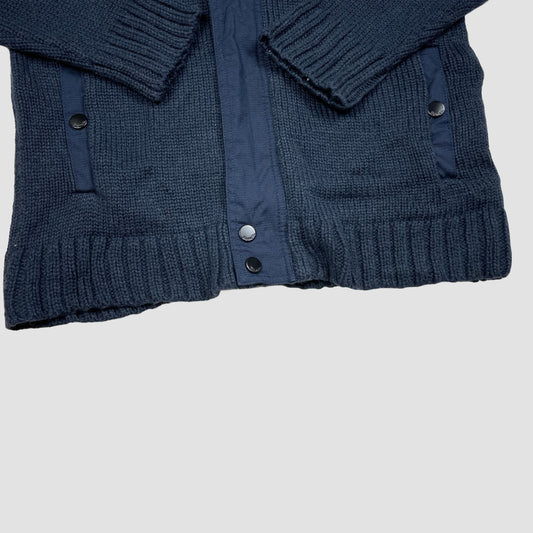 Dunkelblaue Bench Strickjacke, 9–10 Jahre detail
