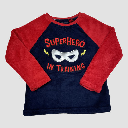 Navy-roter Kinder-Fleece-Pullover „SuperHero in Training“ von Primark
