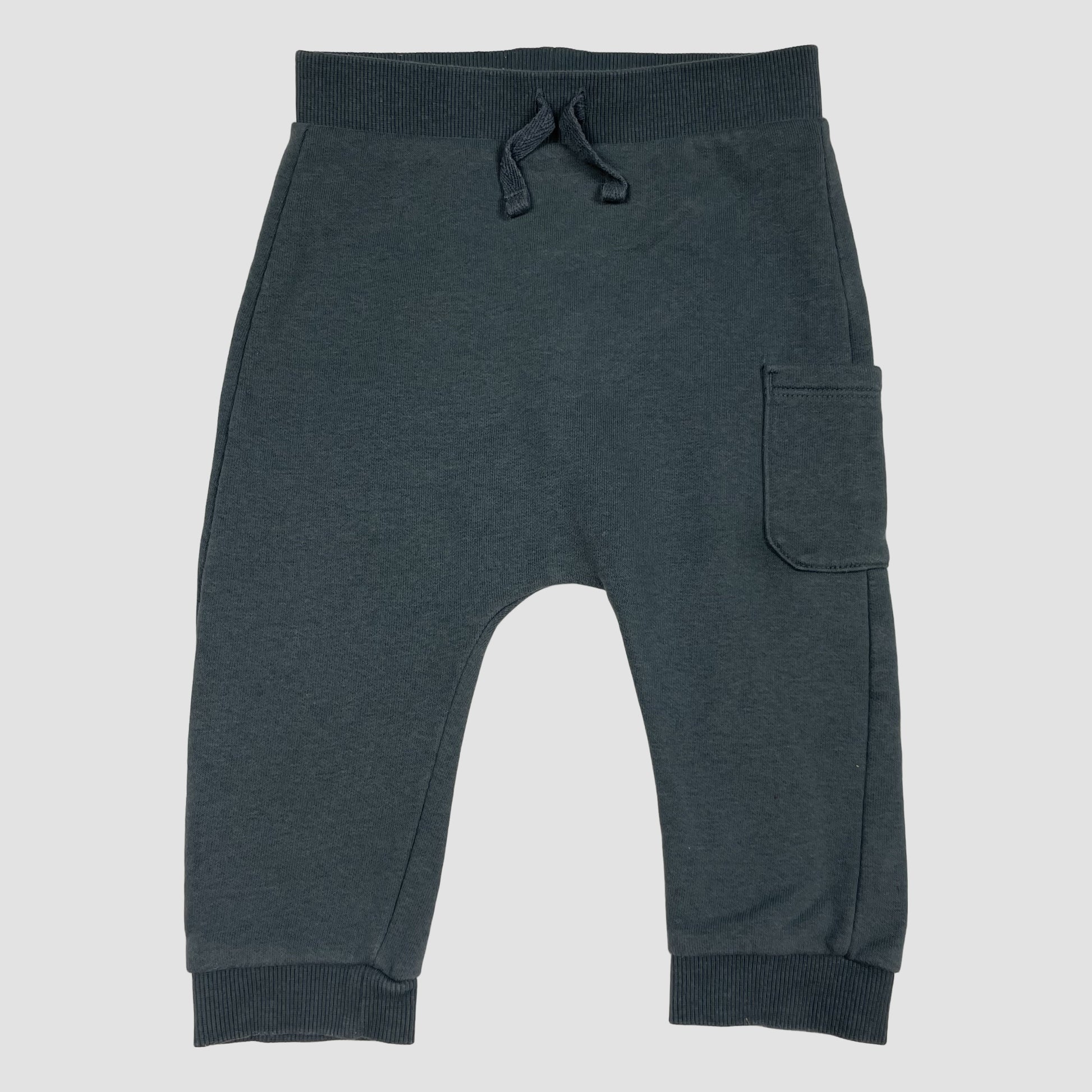 Dunkelgraue Baby-Sweathose mit Kordelzug und Cargo-Tasche, Größe 9–12 Monate