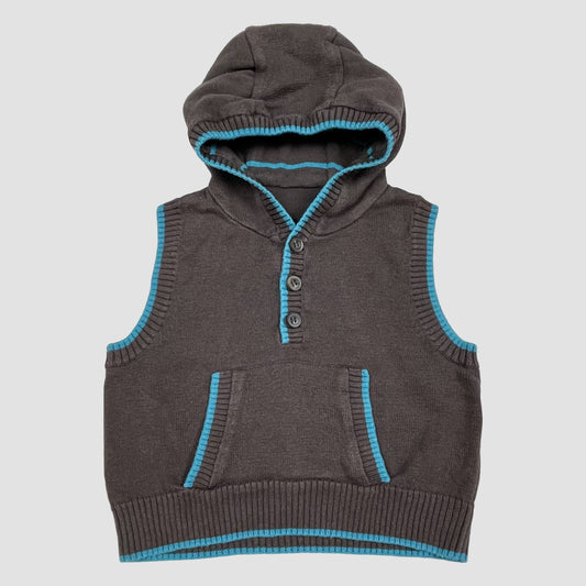 Brauner ärmelloser Kapuzenpullover für Babys mit türkisen Abschlüssen und Kängurutasche, Größe 3–6 Monate – front