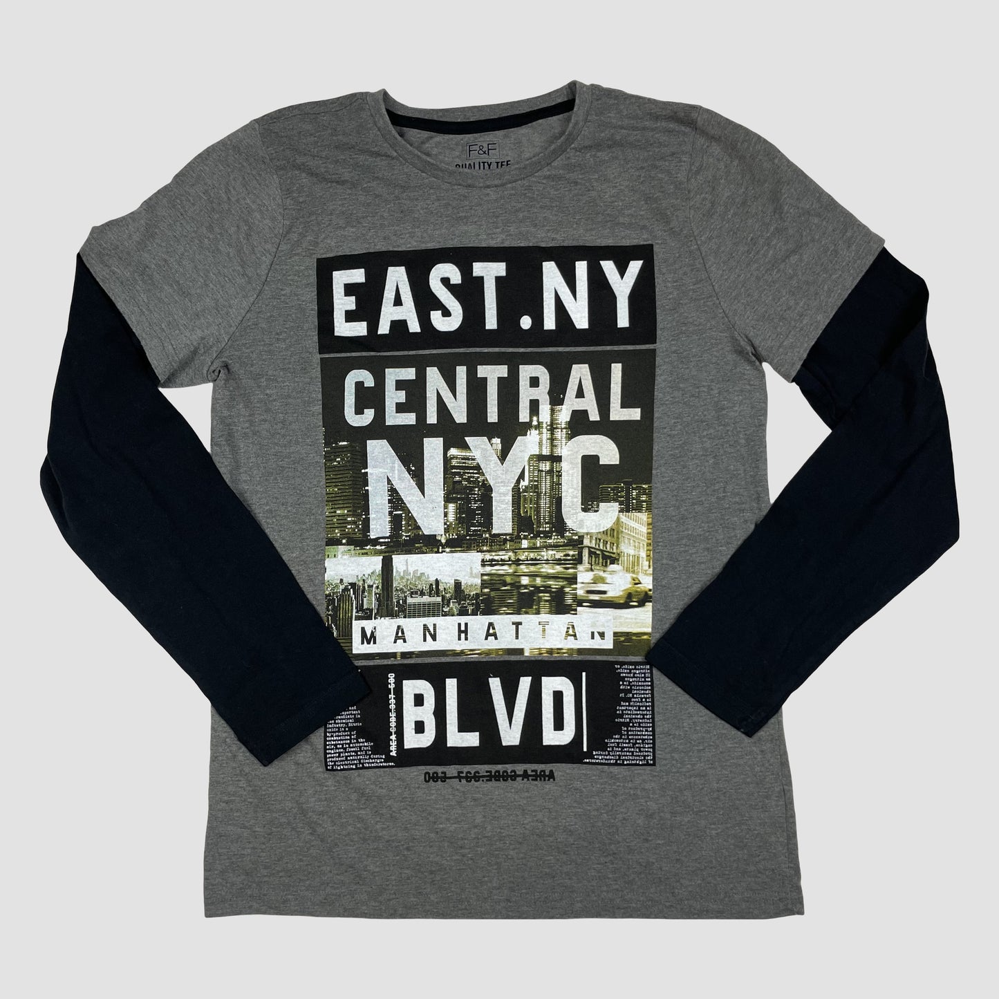 Graues Langarmshirt mit NYC-Print und dunkelblauen Ärmeln, Größe 164
