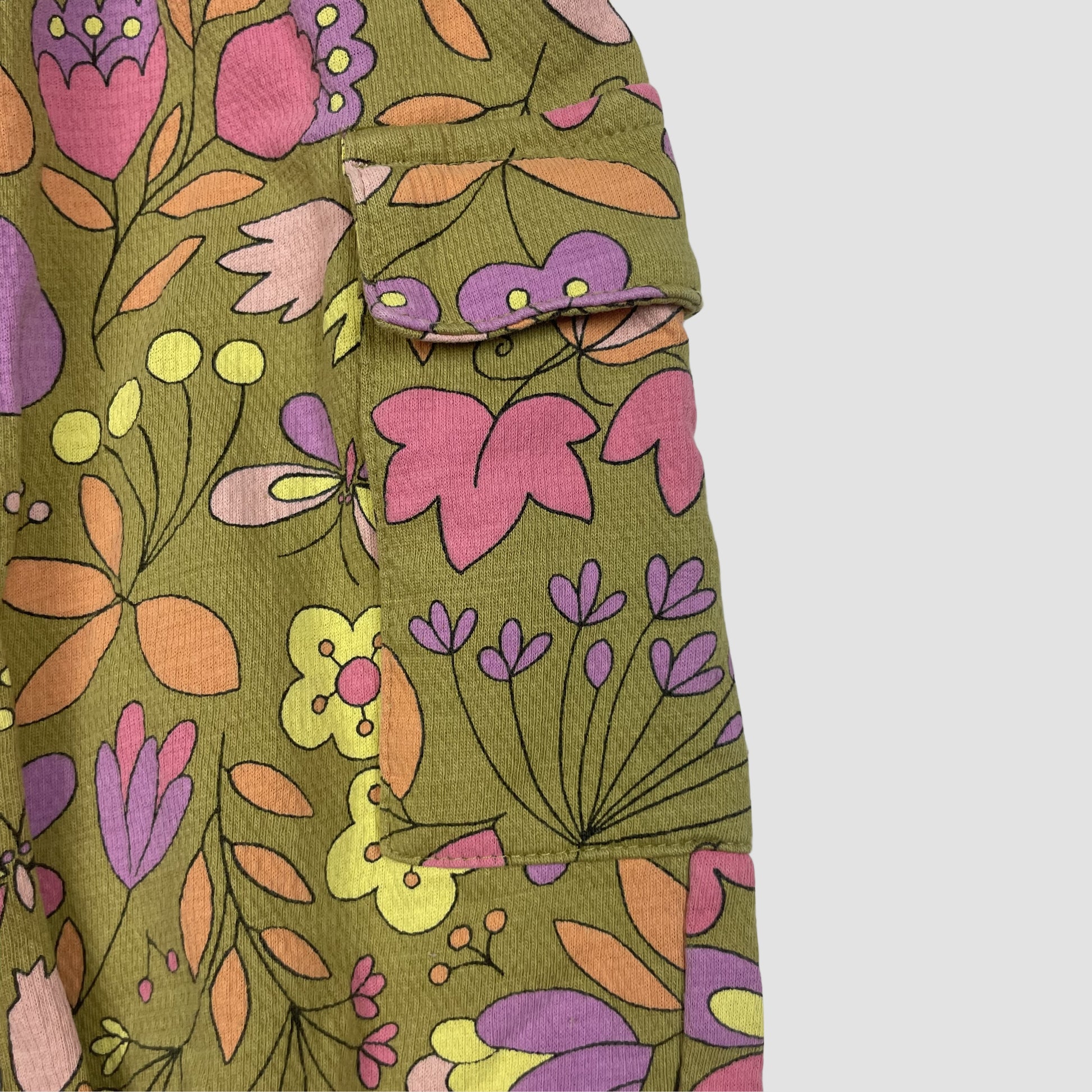 Florale grüne Baby-Hose mit elastischem Bund, Größe 12–18 Monate von Next – detail