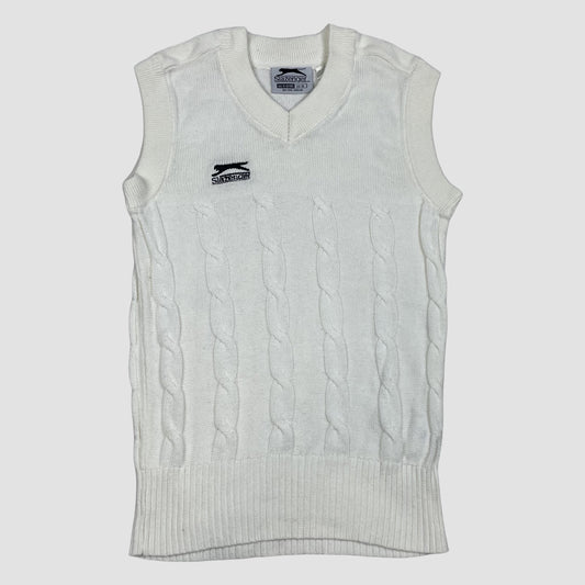 Weiße Kinder-Strickweste aus Baumwolle mit Zopfmuster, Größe 134–140
