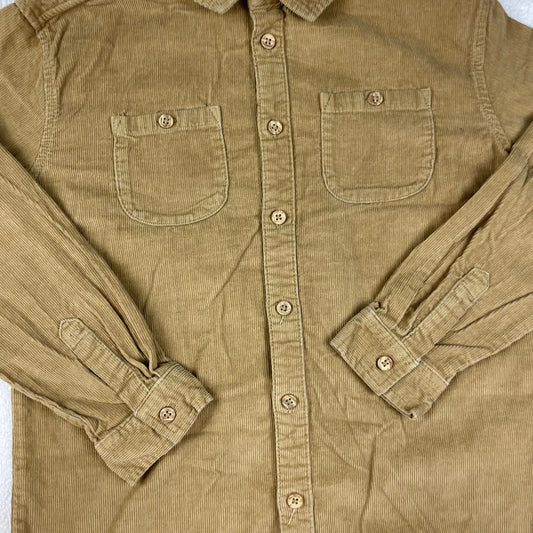 Braunes Cordhemd für Kinder mit langen Ärmeln und zwei Brusttaschen, Größe 140 – detail