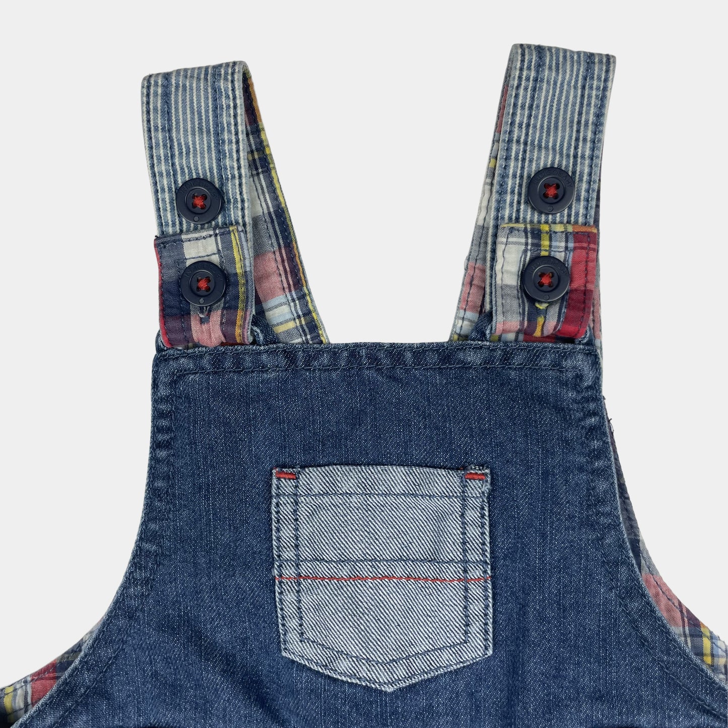 Blaue Denim-Latzhose von M&S, Größe 18–24 Monate – detail