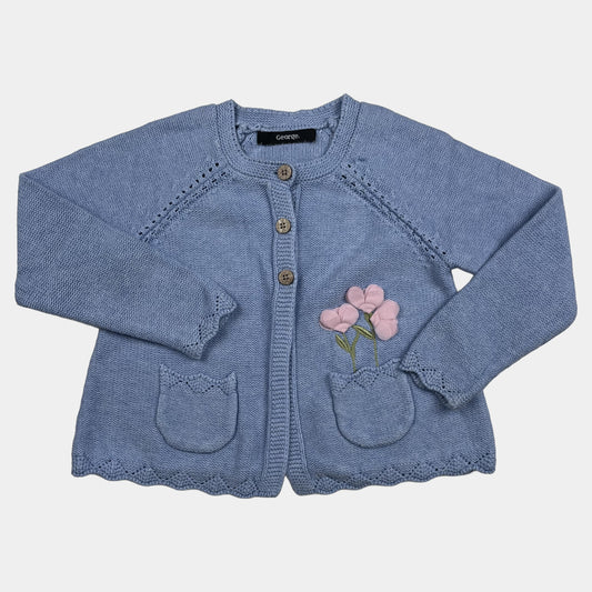 Blaue Baumwoll-Strickjacke mit Blumenmotiv auf der Vorderseite – front