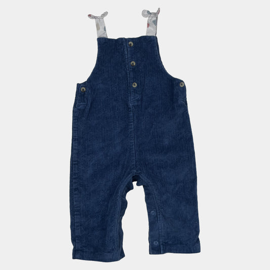 Dunkelblauer Cordoverall mit Knopfverschluss für Kinder in Größe 9-12 Monate von M&S. – front