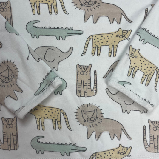 Weißes Langarmshirt mit Dschungel-Tieren und buntem Druck – detail