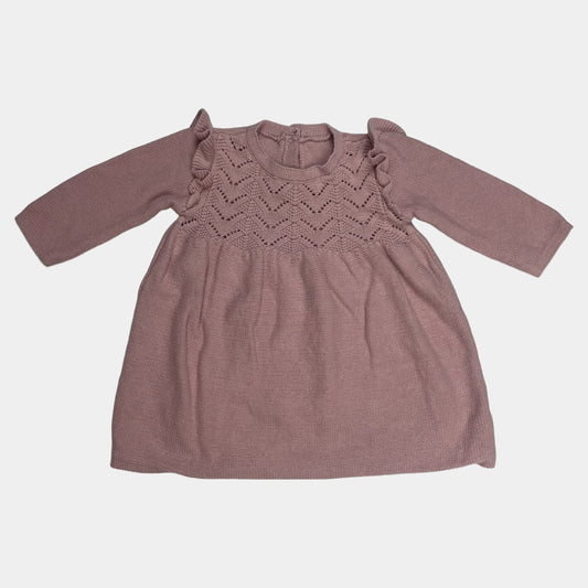 Rosa Strickkleid aus Baumwolle mit Lochmuster und Rüschen – front