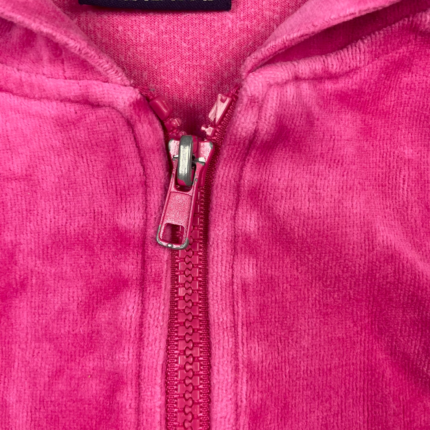 Rosa Samt-Kapuzensweatshirt mit Reißverschluss und elastischen Bündchen