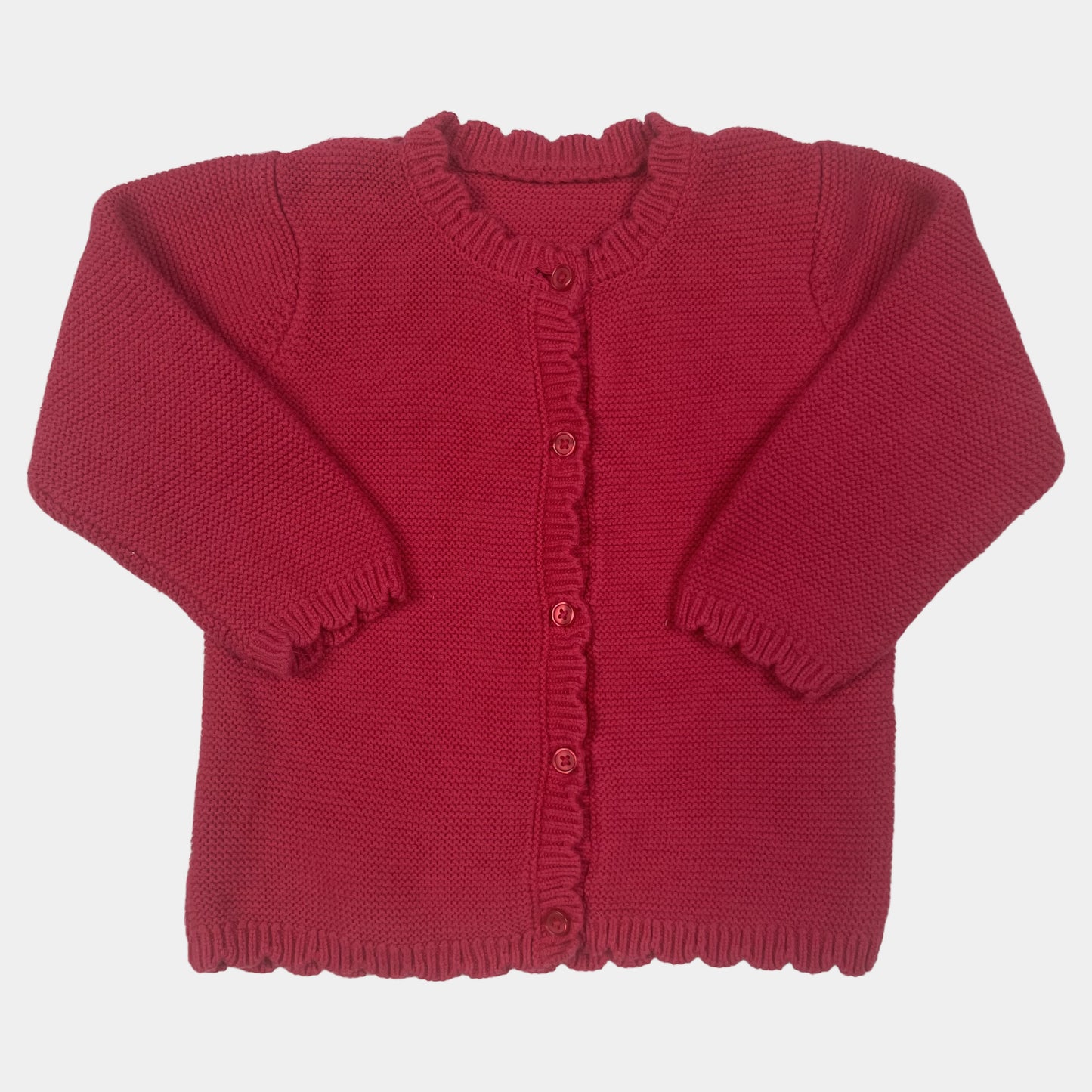 Rote Strickjacke aus Baumwolle mit Rüschenkragen und Knopfleiste. – front