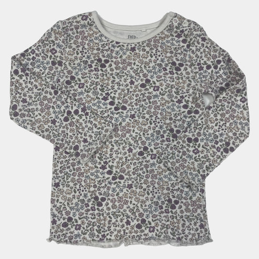 Weißer Baumwoll-Langarmshirt mit zartem Blumenmuster und Rückstich-Detail