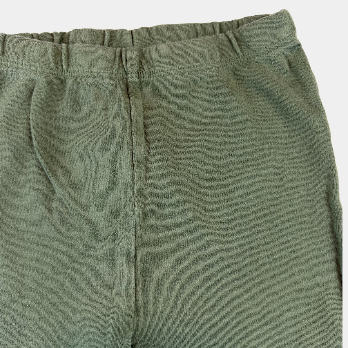 Khakifarbene Kinder-Jogginghose mit elastischem Bund und Bündchen – fabric