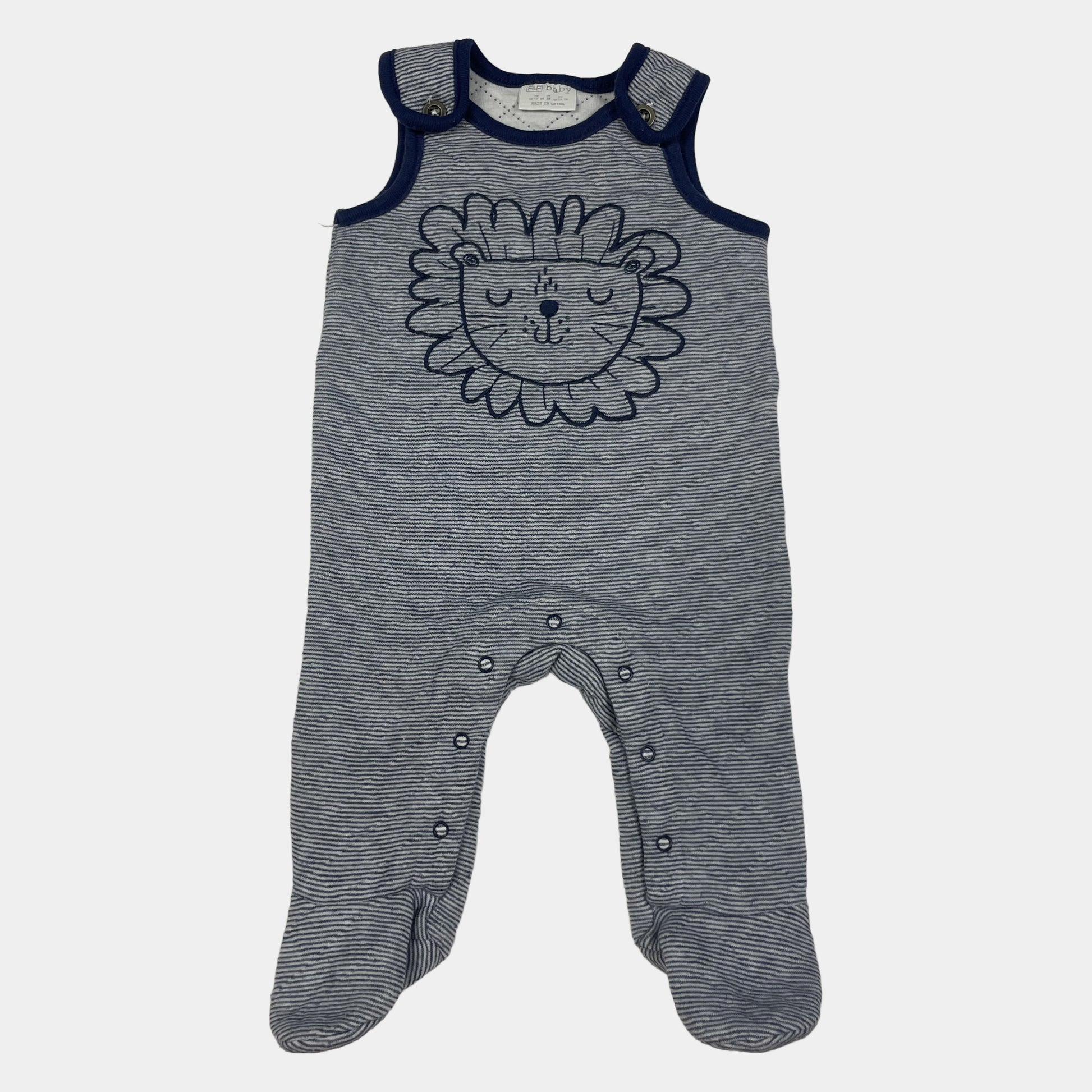 Gestreifter Overall mit Löwenmotiv, 3-6 Monate, 55% Polyester, 45% Baumwolle, von F&F – front