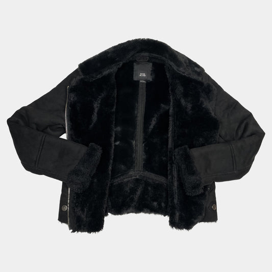 Schwarze Kunstfelljacke mit Reißverschluss von River Island, Größe 9/10 Jahre – inside